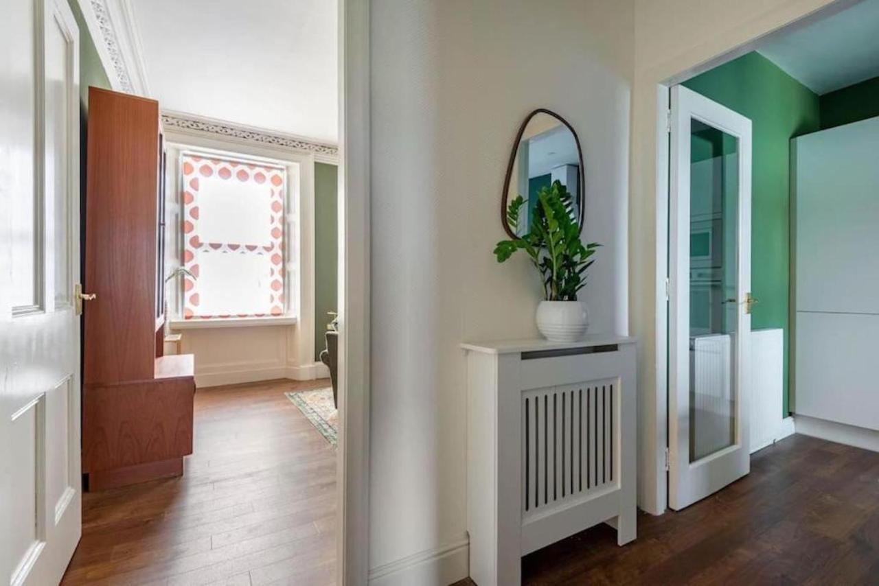 Arbroath Luxury Apartment In Mcm Style Buitenkant foto